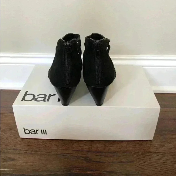 NEW Bar III Krystal Black Open Toe Wedge Heel w/Silver Accents - Size 8 - Picture 4 of 9